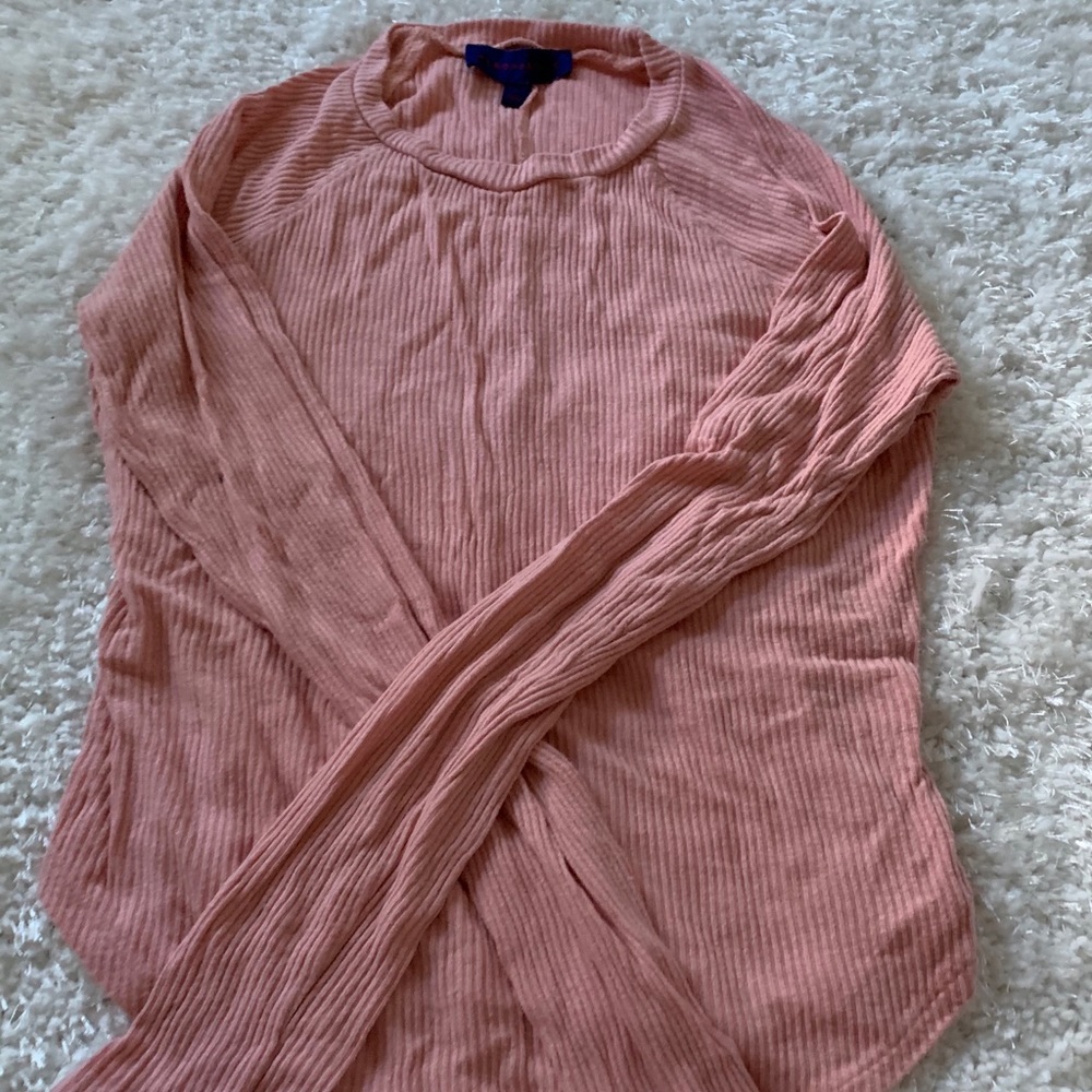 Ribbed long sleeve shirt